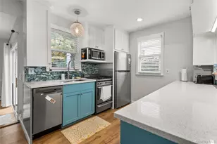 24 Locust Rd, Wading River, NY 11792 - Photo 7