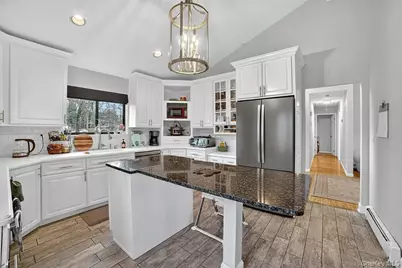 42 Maple Moor Lane, Cortlandt Manor, NY 10567 - Photo 5