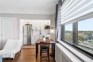 141 Woodmere Blvd, Woodmere, NY 11598 - Photo 9