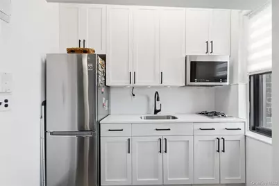 141 Woodmere Boulevard #5C, Woodmere, NY 11598 - Photo 11