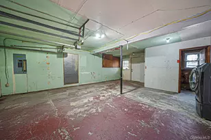 501 Windmill Ave, West Babylon, NY 11704 - Photo 33