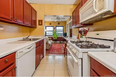 17 N Chatsworth Avenue #3L, Larchmont, NY 10538 - Photo 11