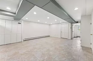 154-81 Riverside Dr, Whitestone, NY 11357 - Photo 13