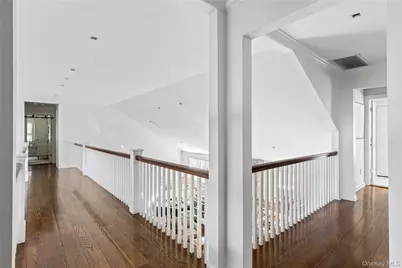 25 Soundview Lane, Sands Point, NY 11050 - Photo 23