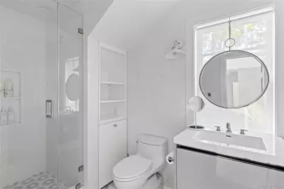 25 Soundview Lane, Sands Point, NY 11050 - Photo 25