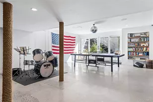 25 Soundview Ln, Sands Point, NY 11050 - Photo 31