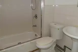 105-43 88th St, Ozone Park, NY 11417 - Photo 15