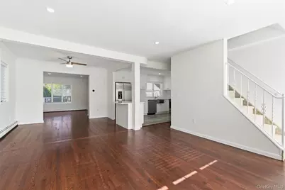 93 Birchwood Drive, Huntington Station, NY 11746 - Photo 5