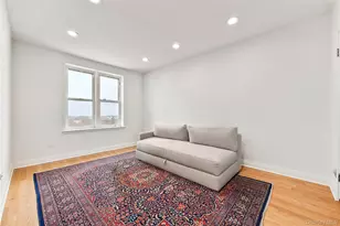 197 Blacksmith Rd S, Levittown, NY 11756 - Photo 15