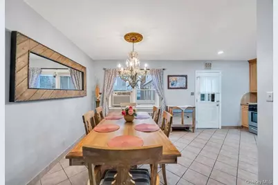 8303 261st Street, Floral Park, NY 11004 - Photo 11