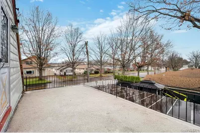 8303 261st Street, Floral Park, NY 11004 - Photo 37