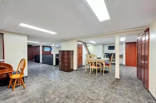 83-03 261st St, Floral Park, NY 11004 - Photo 31