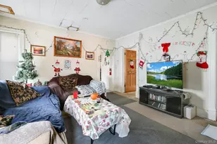 12 Parker Ave, Poughkeepsie, NY 12601 - Photo 11