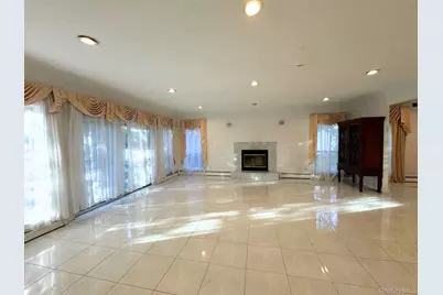 21 Cary Road, Great Neck, NY 11021 - Photo 15