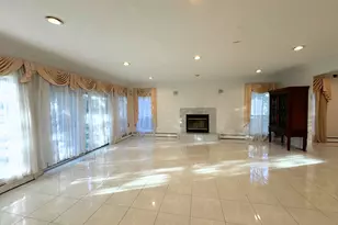 21 Cary Rd, Great Neck, NY 11021 - Photo 15