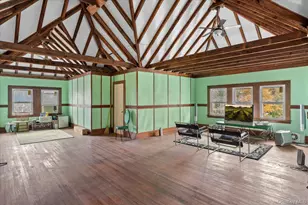 121 S Jamesport Ave, South Jamesport, NY 11970 - Photo 37