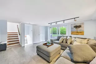 24 Glenwood Rd, Plainview, NY 11803 - Photo 25