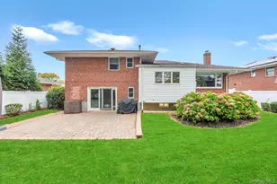 24 Glenwood Rd, Plainview, NY 11803 - Photo 7