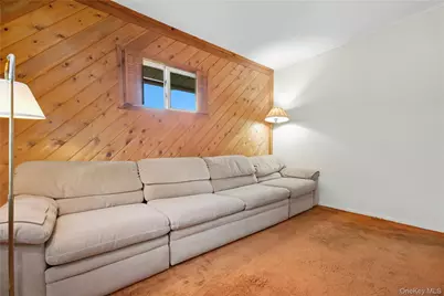 150 Kingfisher Road, Levittown, NY 11756 - Photo 7