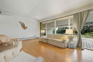 150 Kingfisher Rd, Levittown, NY 11756 - Photo 5