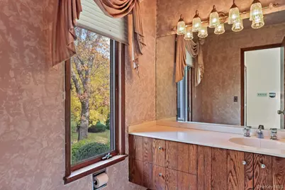 37 Century Trail, Harrison, NY 10528 - Photo 7