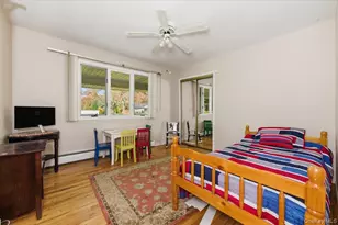 8 Penn Dr, Dix Hills, NY 11746 - Photo 21