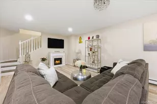 8 Penn Dr, Dix Hills, NY 11746 - Photo 31