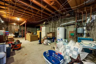 8 Penn Dr, Dix Hills, NY 11746 - Photo 33