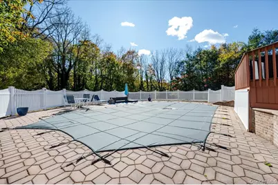 8 Penn Drive, Dix Hills, NY 11746 - Photo 39