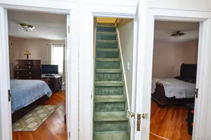 109-15 200th St, Saint Albans, NY 11412 - Photo 29