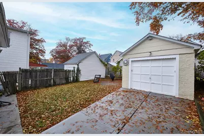 109-15 200th Street, Saint Albans, NY 11412 - Photo 35