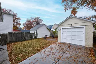 109-15 200th St, Saint Albans, NY 11412 - Photo 35