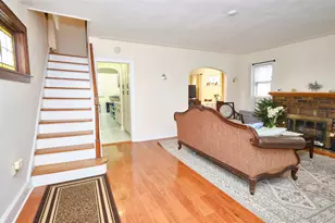 109-15 200th St, Saint Albans, NY 11412 - Photo 7