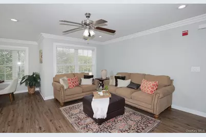 2506 Vista View Drive #2506, Farmingville, NY 11738 - Photo 5