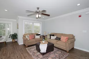 2506 Vista View Dr, Farmingville, NY 11738 - Photo 5