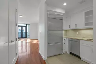 10 City Pl, White Plains, NY 10601 - Photo 7