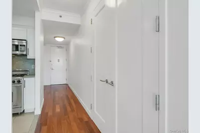 10 City Place #19C, White Plains, NY 10601 - Photo 11