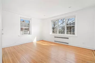 1 Meadow #3H-2, Woodmere, NY 11598 - Photo 5