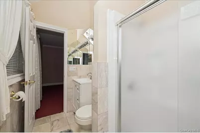 346 Ridgefield Road, Hauppauge, NY 11788 - Photo 11