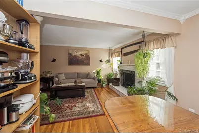 346 Ridgefield Road, Hauppauge, NY 11788 - Photo 17