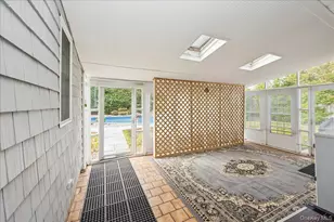 346 Ridgefield Rd, Hauppauge, NY 11788 - Photo 33