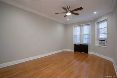 365 Stewart Avenue #B18, Garden City, NY 11530 - Photo 9