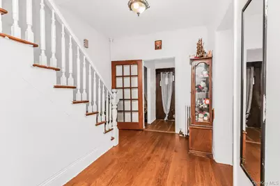 32 Alexander Avenue, Yonkers, NY 10704 - Photo 5