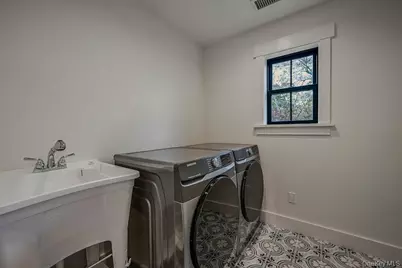 20 Bunker Lane, Middle Island, NY 11953 - Photo 23