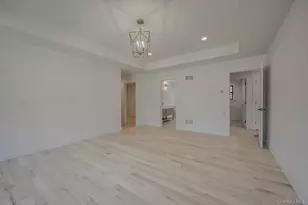 20 Bunker Ln, Middle Island, NY 11953 - Photo 25