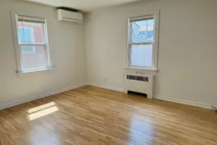 80-12 188th St, Jamaica, NY 11423 - Photo 13