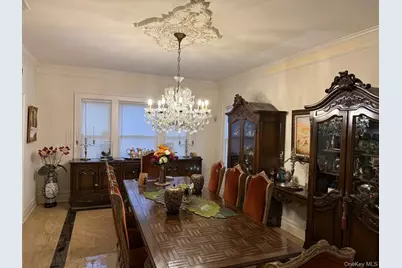 365 Broadway, Lawrence, NY 11559 - Photo 7