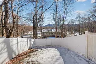 90 Roundtree Ct, Beacon, NY 12508 - Photo 33