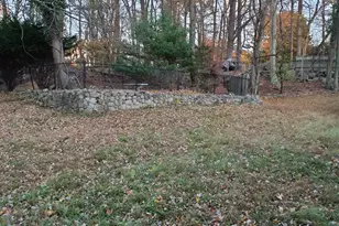 65 Laura Dr, Airmont, NY 10952 - Photo 3