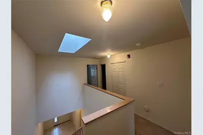 328 Prairie Court, Manorville, NY 11949 - Photo 7